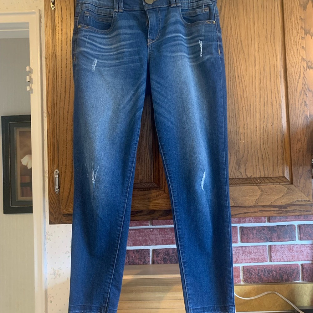 Democracy Dark Blue Skinny Jeans. Size 6. Ab Technology. Raw Hem.